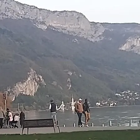 Au 237, Le Nyong-et-sanaga Epagny Metz-Tessy