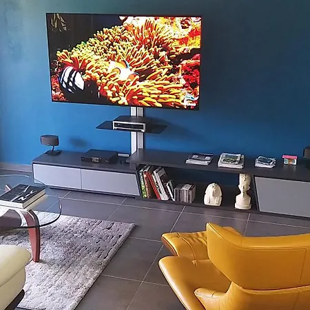 Au 237, Le Nyong-et-sanaga * Epagny Metz-Tessy